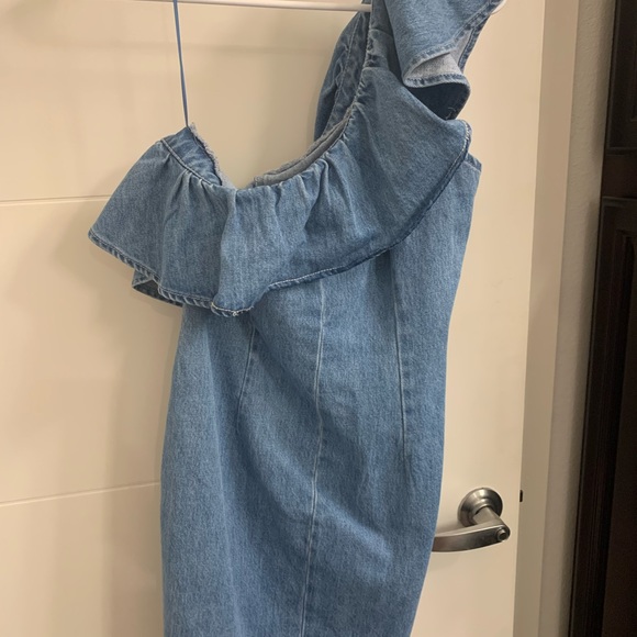 Gianni Bini one shoulder denim dress NWT - Picture 4 of 4